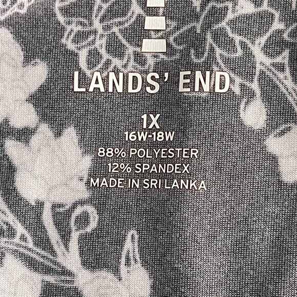 Lands End Plus Size Floral Black & White Stretch Tank Top Size 1X - Picture 4 of 5